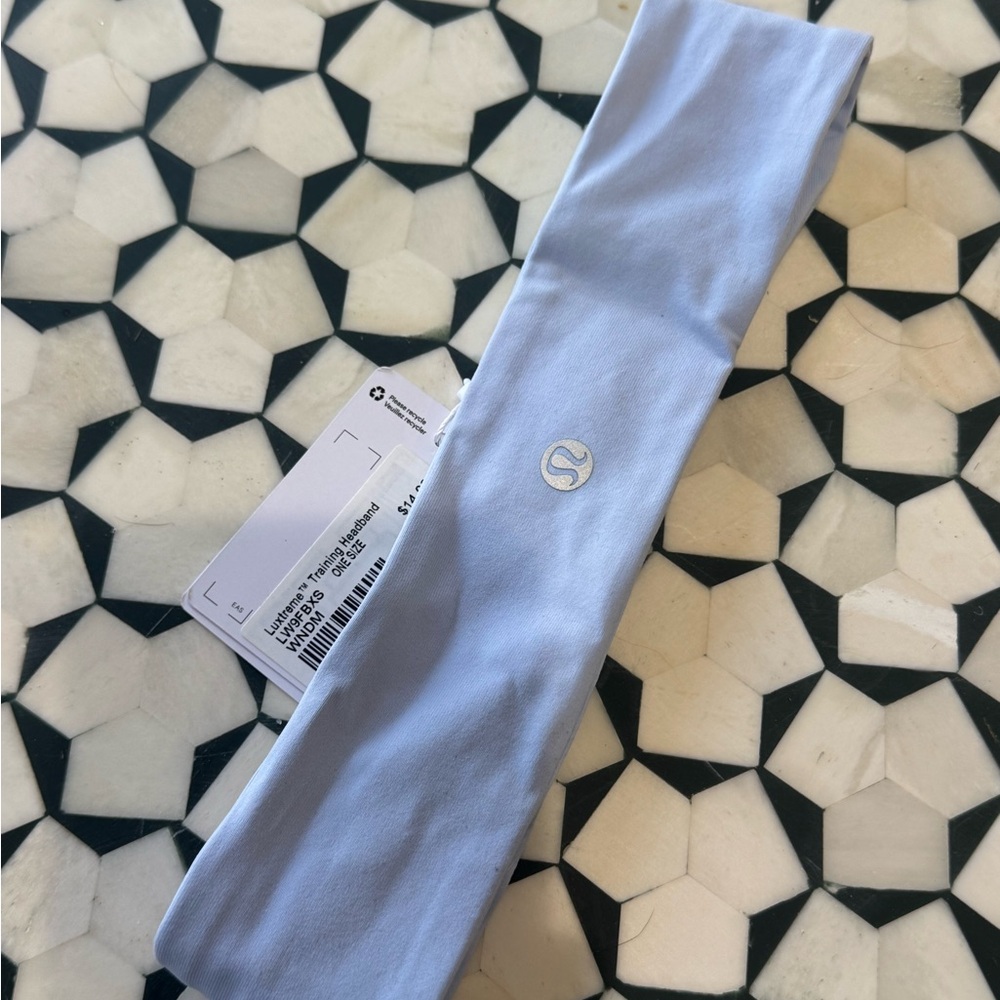 🏃🏽‍♀️lululemon light blue workout headband with logo 🏃🏽‍♀️ - Picture 2 of 4